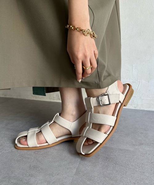 DouDou（ドゥドゥ）の「スクエアグルカサンダル（サンダル・レディース・アイボリー/ブラック・MEDIUM/LARGE）」の13枚目の写真