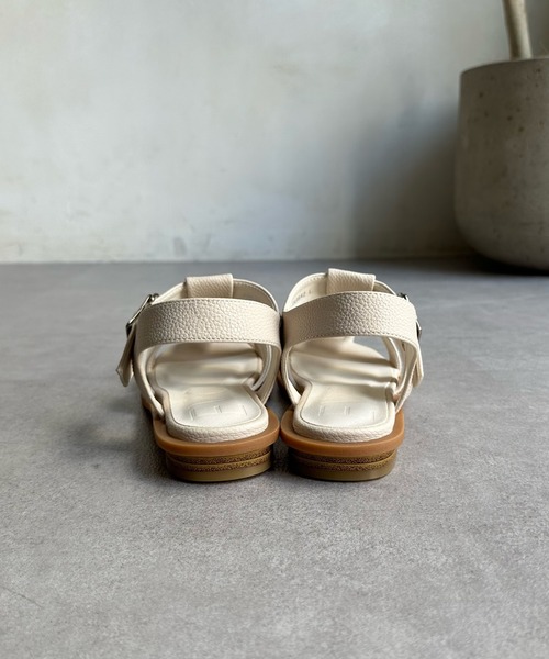 DouDou（ドゥドゥ）の「スクエアグルカサンダル（サンダル・レディース・アイボリー/ブラック・MEDIUM/LARGE）」の11枚目の写真