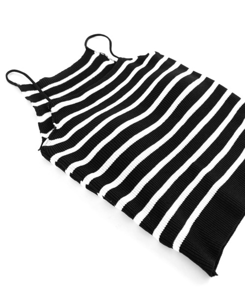 Figments（フィグメンツ）の「クロップドキャミソール（キャミソール・レディース・ブラック/ホワイト/その他1・FREE）」の14枚目の写真