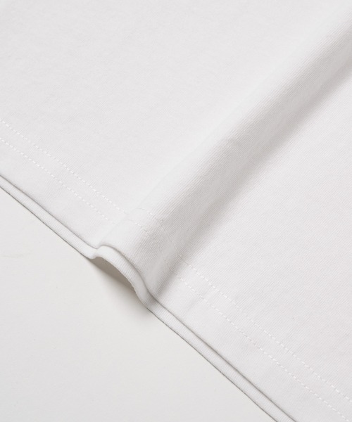 flaner（フラネ）の「Loose dinosaur print Tee/ルーズダイナソープリントT（Tシャツ/カットソー・レディース・ホワイト/チャコールグレー・MEDIUM/LARGE）」の21枚目の写真