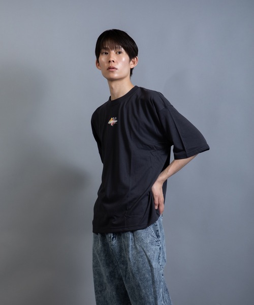 En serio TOKYO(エンソリオトーキョー)の「ROCK&ART ビッグシルエット TEE(Tシャツ/カットソー・メンズ・ホワイト/チャコールグレー/ライトグレー/ブラック・M/L)」の8枚目の写真