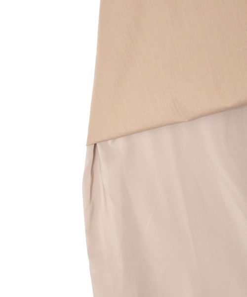 w closet(ダブルクローゼット)の「【マルチウェイ/カップ付き】異素材キャミワンピース(ワンピース・レディース・オフホワイト/ブラック/ベージュ/チャコールグレー・FREE)」の7枚目の写真