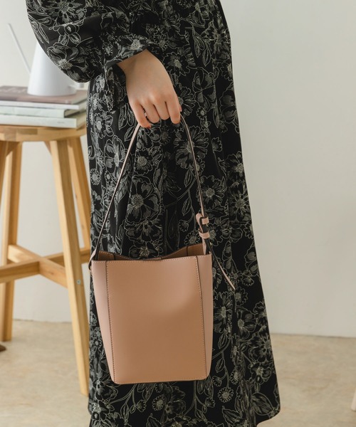 RODE SKO（ロデスコ）の「超軽量ワンショルダーミニトート（トートバッグ・レディース・オリーブ/ブラック/ブルー/オフホワイト/ベージュ系その他・ONE）」の12枚目の写真