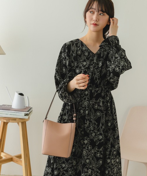 RODE SKO（ロデスコ）の「超軽量ワンショルダーミニトート（トートバッグ・レディース・オリーブ/ブラック/ブルー/オフホワイト/ベージュ系その他・ONE）」の9枚目の写真