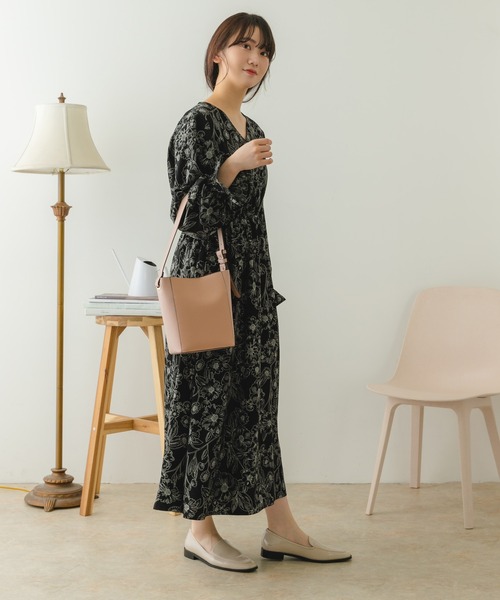 RODE SKO（ロデスコ）の「超軽量ワンショルダーミニトート（トートバッグ・レディース・オリーブ/ブラック/ブルー/オフホワイト/ベージュ系その他・ONE）」の11枚目の写真