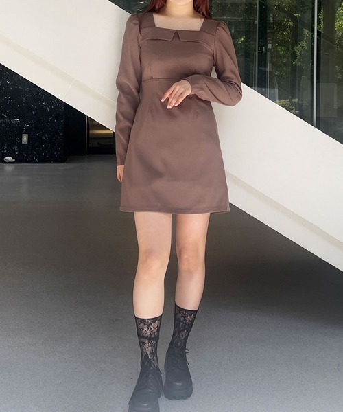 179/WG（イチナナキュウダブルジー）の「スクエアラペル ミニワンピース（ワンピース・レディース・ベージュ/チャコールグレー/ブラウン・MEDIUM）」の2枚目の写真