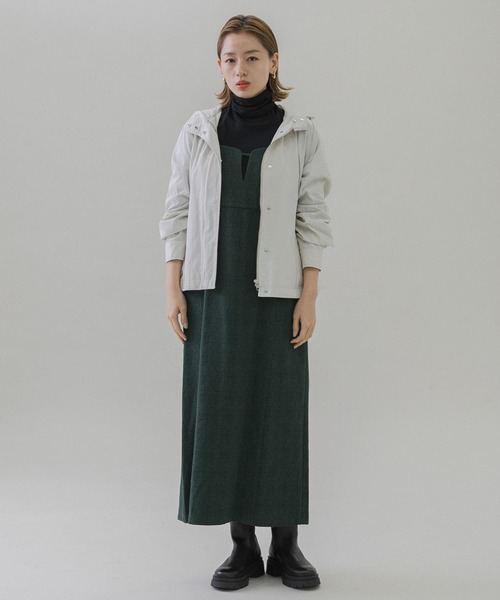 URBAN RESEARCH Sonny Label(アーバンリサーチサニーレーベル)の「撥水バックフレアマウンテンパーカー(マウンテンパーカー・レディース・ブラック/ベージュ/ライトグレー・FREE)」の12枚目の写真