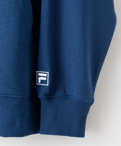 FILA(フィラ)の「【FILA/フィラ】カレッジワッペン ビッグシルエット ドロップショルダー フーディー パーカー(パーカー・メンズ・カーキ/ブルー・MEDIUM/LARGE/X-LARGE)」の21枚目の写真