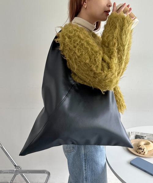 DISCOAT（ディスコート）の「[A4・軽量]トライアングルトートバッグ（ショルダーバッグ・レディース・アイボリー/キャメル/ブラック・FREE）」の11枚目の写真