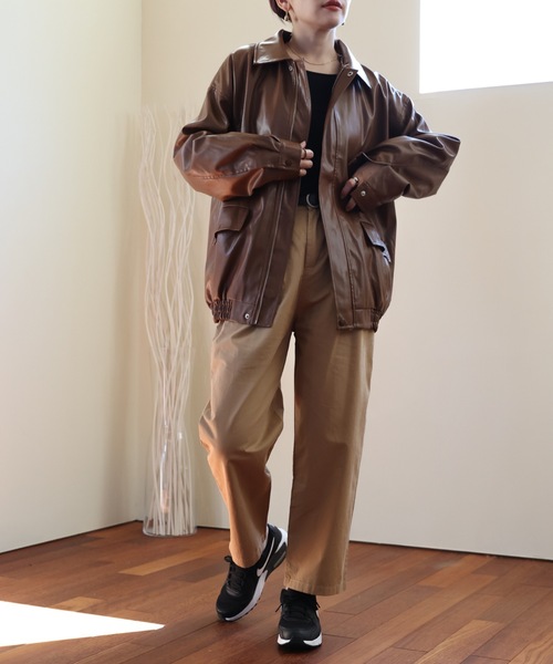 ULEULA（ウルア）の「フェイクレザーブルゾン（ブルゾン・レディース・ブラック/ブラウン・FREE）」の17枚目の写真