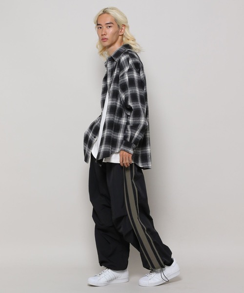 3.3 Field Trip (3.3フィールドトリップ)の「3.3 Field Trip/サイドライン NYLON パンツ ナイロン 2985725(その他パンツ・メンズ・チャコール/ブラック・FREE)」の19枚目の写真