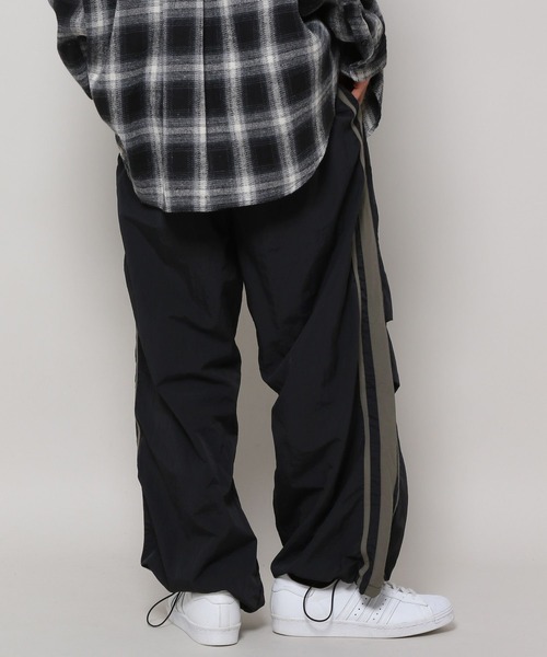 3.3 Field Trip (3.3フィールドトリップ)の「3.3 Field Trip/サイドライン NYLON パンツ ナイロン 2985725(その他パンツ・メンズ・チャコール/ブラック・FREE)」の7枚目の写真