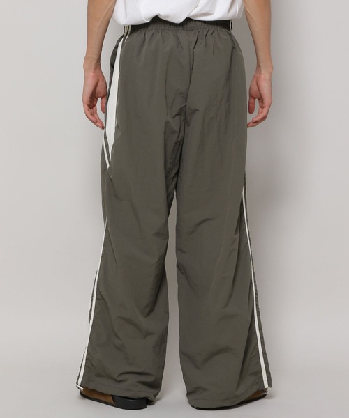 3.3 Field Trip (3.3フィールドトリップ)の「3.3 Field Trip/サイドライン NYLON パンツ ナイロン 2985725(その他パンツ・メンズ・チャコール/ブラック・FREE)」の18枚目の写真