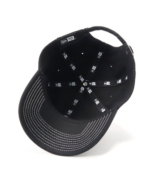 NEW ERA ニューエラ カジュアルクラシック　メタルロゴ　キャップ　ブラック ニューエラ キャップ カジュアルクラシック メタルロゴ（キャップ