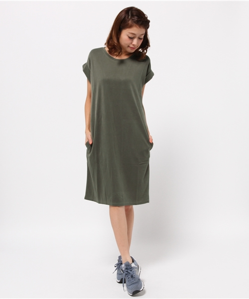 mystic（ミスティック）の「レーヨンシンプルワンピース（ワンピース・レディース・キャメル/オフホワイト/カーキ/ブラック・ﾌﾘ-）」の4枚目の写真