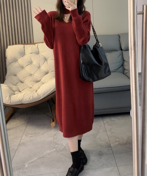 Miniministore(ミニミニストア)の「リブニットワンピース ロング丈 vネック(ワンピース・レディース・ワインレッド/ブラック/アイボリー・フリー)」の3枚目の写真