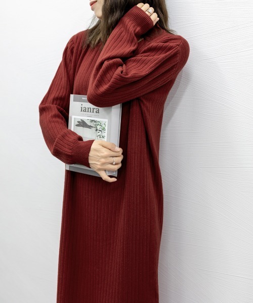 Miniministore(ミニミニストア)の「リブニットワンピース ロング丈 vネック(ワンピース・レディース・ワインレッド/ブラック/アイボリー・フリー)」の8枚目の写真