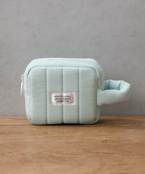 BIRTHDAY BAR(バースデイバー)の「スクエア中綿ポーチ(ポーチ・レディース・グリーン/イエロー/アイボリー・フリー)」の5枚目の写真