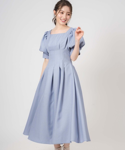 Noela（ノエラ）の「ボリュームスリーブウエストタックワンピ