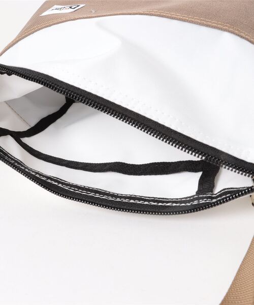 ARE WAY POUCH S／アーウェイポーチ Sサイズ（ショルダーバッグ