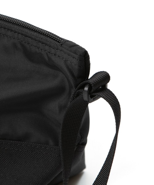 Drifter(ドリフター)の「ARE WAY POUCH S/アーウェイポーチ Sサイズ(ショルダーバッグ・レディース・グリーン系その他2/ホワイト×カーキブラウン/ブラック×ブラック/オレンジ系その他・FREE)」の14枚目の写真