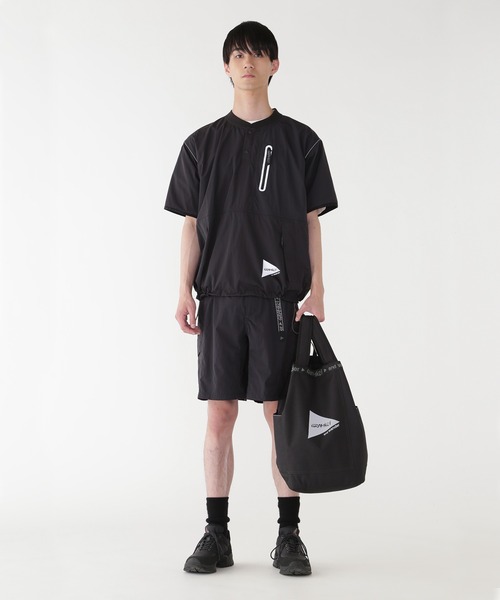 and wander(アンドワンダー)の「and wander/アンドワンダー×GRAMICCI/グラミチ MULTI PATCHWORK 2WAY PACK リュック(バックパック/リュック・メンズ・ブラック/オリーブ・FREE)」の3枚目の写真
