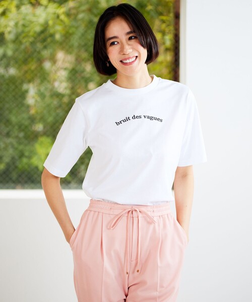 自由区(ジユウク)の「【カタログ掲載・WEB限定カラーあり・洗える】ロゴ刺繍 Tシャツ(Tシャツ/カットソー・レディース・ネイビー系1/ホワイト系/スカイブルー系/グレー系・46/44)」の1枚目の写真