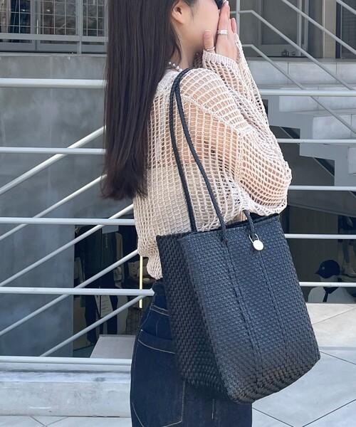 fredy emue（フレディエミュ）の「ラメメッシュプルオーバー（ニット/セーター・レディース・アイボリー/ブラウン/ブルー・38）」の15枚目の写真