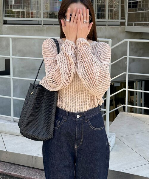 fredy emue（フレディエミュ）の「ラメメッシュプルオーバー（ニット/セーター・レディース・アイボリー/ブラウン/ブルー・38）」の19枚目の写真