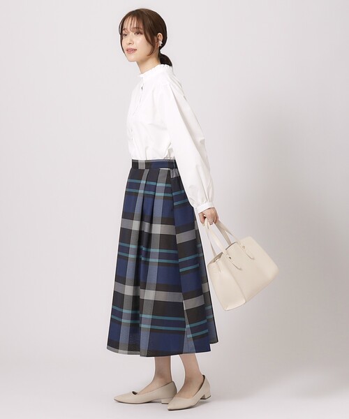 SHOO・LA・RUE（シューラルー）の「◆柄とボリュームで主役になる！ ふんわりギャザー チェック柄スカート（スカート・レディース・ブラック系1/ブルー系その他3/ホワイト系その他2・02/03/04）」の12枚目の写真