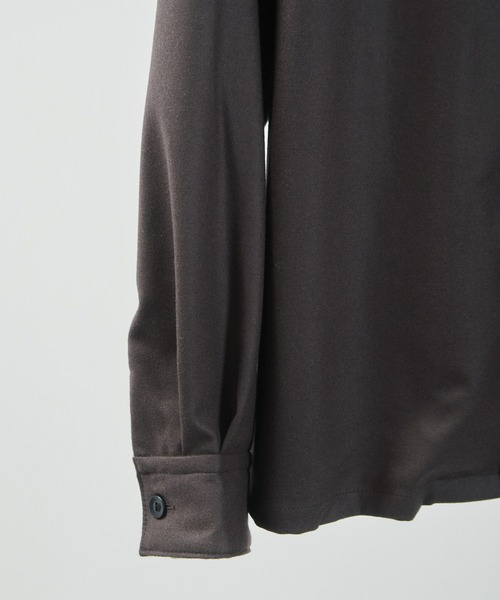 And A（アンドエー）の「And A アンドエー / SUPER 140’S WOOL SAXONY OPEN COLLAR L/S SHIRT JACKET スーパー140’Sウールサキソニーオープンカラーシャツ / AA-S24M001（シャツ/ブラウス・メンズ・ネイビー/ブラウン・2/1）」の10枚目の写真