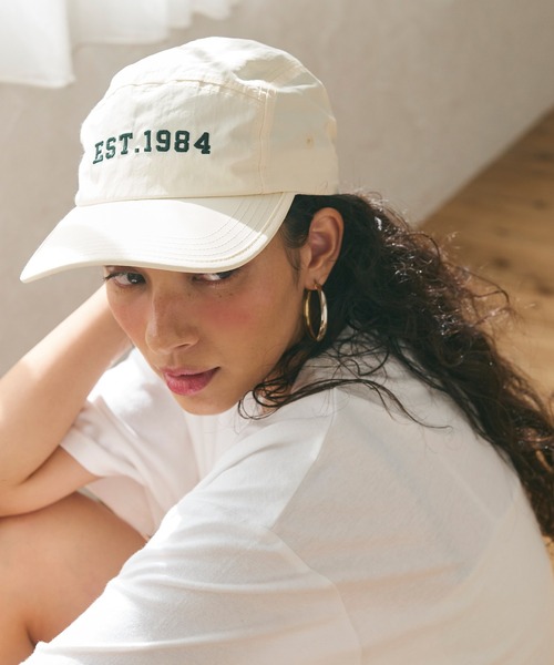 coca（coca）（コカ）の「刺繍ロゴナイロンキャップ（キャップ・レディース・アイボリー/ブラック・ONE SIZE）」の5枚目の写真