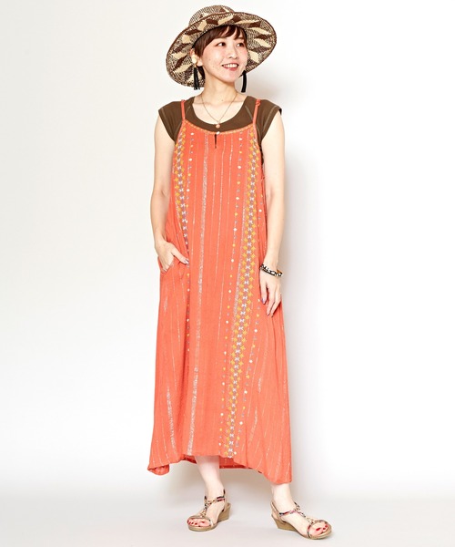 チャイハネ(チャイハネ)の「【チャイハネ】リゾエンキャミワンピース(ワンピース・レディース・ホワイト/ターコイズブルー/パープル/オレンジ・FREE)」の17枚目の写真