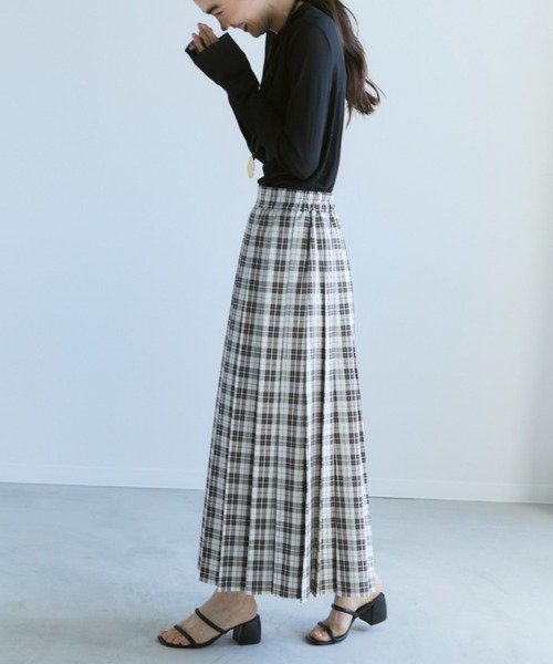 Libra Cue(リブラ キュー)の「チェックプリーツロングスカート(スカート・レディース・グリーン/アイボリー・FREE)」の12枚目の写真