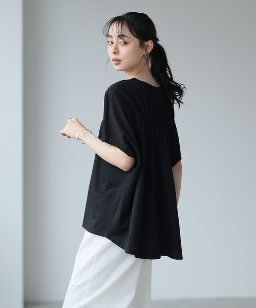 itto...(イット)の「【接触冷感COOL】ひんやり涼しいフレンチスリーブバックギャザーカットソー(Tシャツ/カットソー・レディース・オフホワイト/チャコール/ラベンダー/グリーン/ネイビー/ブラック/スモークピンク・M/L)」の18枚目の写真