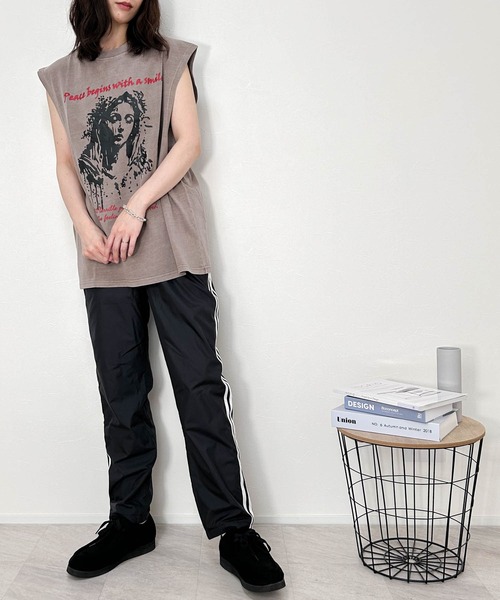 Ritzy(リッツィー)の「16/天竺 プリントノースリーブ(Tシャツ/カットソー・メンズ・ブラック/モカ・LARGE/X-LARGE/MEDIUM)」の4枚目の写真