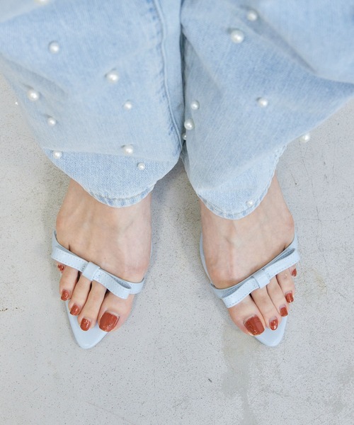 Futier land(フューティアランド)の「リボンストラップポインテッドトゥサンダル(サンダル・レディース・ライトブルー/アイボリー/シルバー/ブラック・40/38/39/36/37)」の19枚目の写真