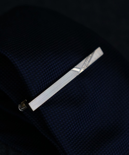 Orobianco（オロビアンコ）の「〈Orobianco/オロビアンコ〉ネクタイピン（BOX/ショッパー付き）（ネクタイピン・メンズ・シルバー系6/シルバー系7/シルバー系8/シルバー系9/ゴールド系/シルバー系2/シルバー系4/シルバー系1/シルバー系3/シルバー系5/シルバー系その他2/シルバー系その他3/ブラック系/シルバー系その他・ONE SIZE）」の21枚目の写真