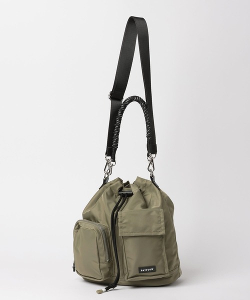 BAYFLOW(ベイフロー)の「フロントWポケットショルダー(ショルダーバッグ・レディース・ブラック/カーキ/ライトグレー・FREE)」の7枚目の写真