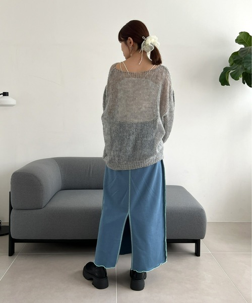 Olu.（オルドット）の「配色ステッチスウェットスカート[セットアップ可能]（スカート・レディース・モカ/アイボリー/ブルー/チャコールグレー・FREE）」の19枚目の写真