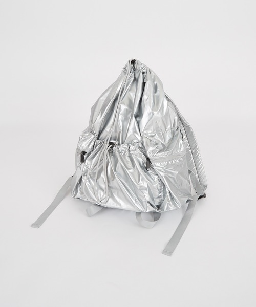 improves（インプローブス）の「メタリック バックパック（バックパック/リュック・メンズ・シルバー/ブラック・FREE）」の8枚目の写真