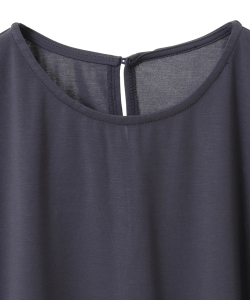 SOFFITTO(ソフィット)の「接触冷感ポンチ袖フリルプルオーバー(取り扱い店舗限定)(Tシャツ/カットソー・レディース・オフホワイト/ダークオレンジ/グレー・FREE)」の5枚目の写真
