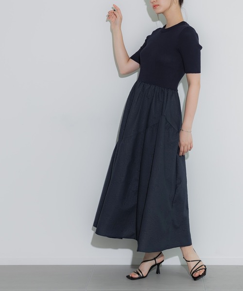 coca（coca）（コカ）の「【WEB限定セール】上品エンボスドッキングワンピース（ワンピース・レディース・ネイビー/ブラック・ONE SIZE）」の6枚目の写真