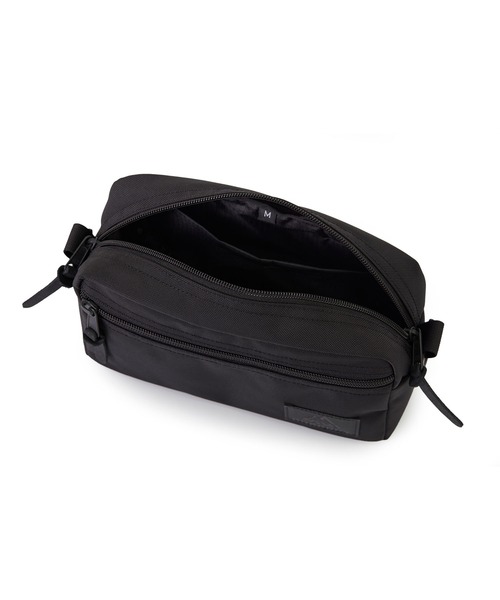 GREGORY(グレゴリー)の「パデッドショルダーポーチM PADDED SHOULDER POUCH M コーデュラバリスティックブラックライト(ショルダーバッグ・メンズ・ブラック・ONE SIZE)」の5枚目の写真