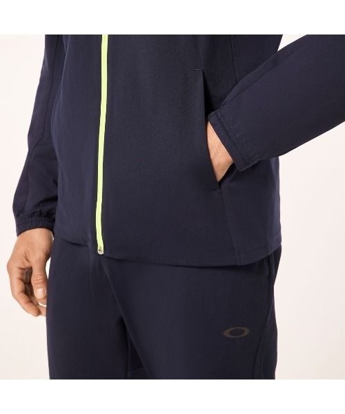 OAKLEY(オークリー)の「オークリー ENHANCE TECH JERSEY JACKET 14.0 / ジャージ・ジャケット/ TRAINING スポーツ・トレーニング/ OAKLEY(その他アウター・メンズ・ブラック/ネイビー/グリーン・L/M/S/XL)」の18枚目の写真
