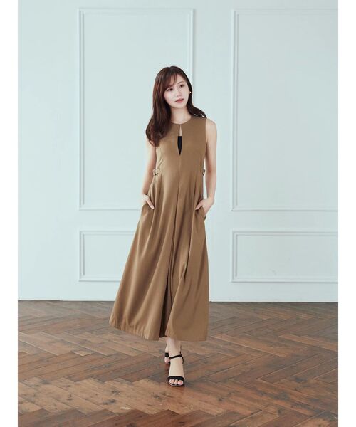 HALUHIROINE（ハルヒロイン）の「フロントプリーツノースリーブ