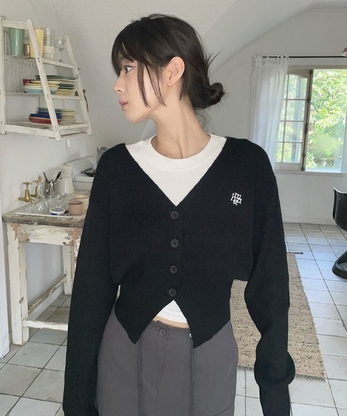 [muahmuah]STITCH WOOL KNIT CROP カーディガン★新作・24AW★ STITCH WOOL KNIT CROP CARDIGAN - muahmuah | 60% - Asian