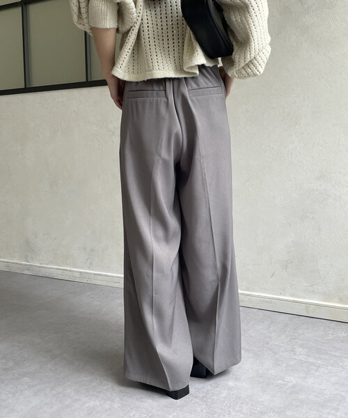 Thevon（ゼボン）の「ウエスト配色タックパンツ（その他パンツ・レディース・アイボリー/ネイビー/グレー・S/M）」の19枚目の写真