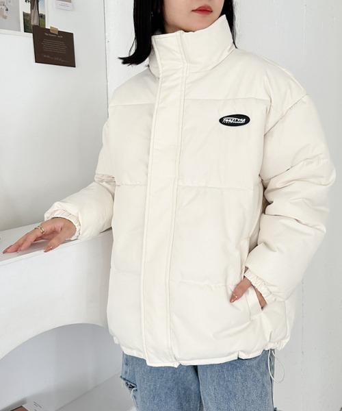 CLEA(クレア)の「ユニセックス オーバーサイズエコダウンブルゾン(ダウンジャケット/コート・レディース・ブラック/ホワイト・M/L)」の5枚目の写真