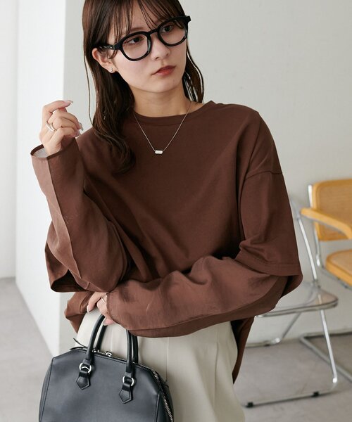 DISCOAT(ディスコート)の「【WEB限定】レイヤードビッグロングTシャツ(Tシャツ/カットソー・レディース・ブラック/ベージュ/オフホワイト/ブラウン・FREE)」の3枚目の写真